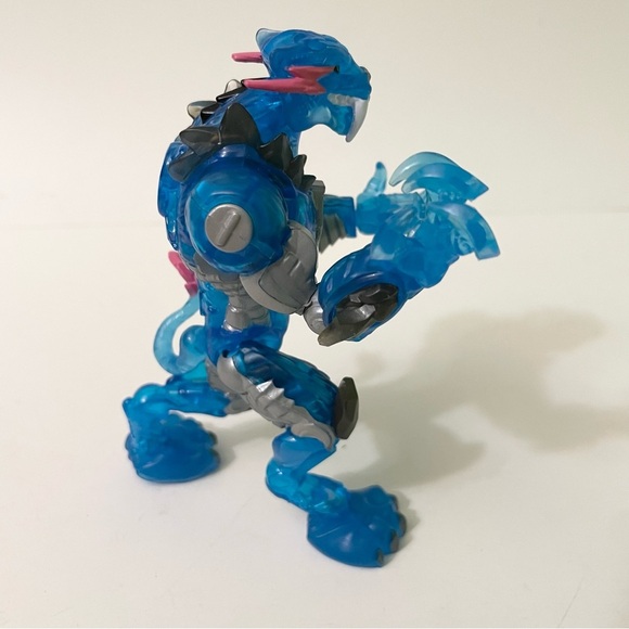 MrBeast Lab Mutators Stealth Panther Action Figure - Picture 10 of 14